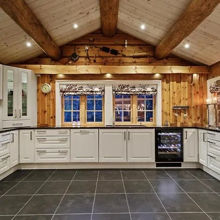 Gorgeous In With Kitchen Holiday home *